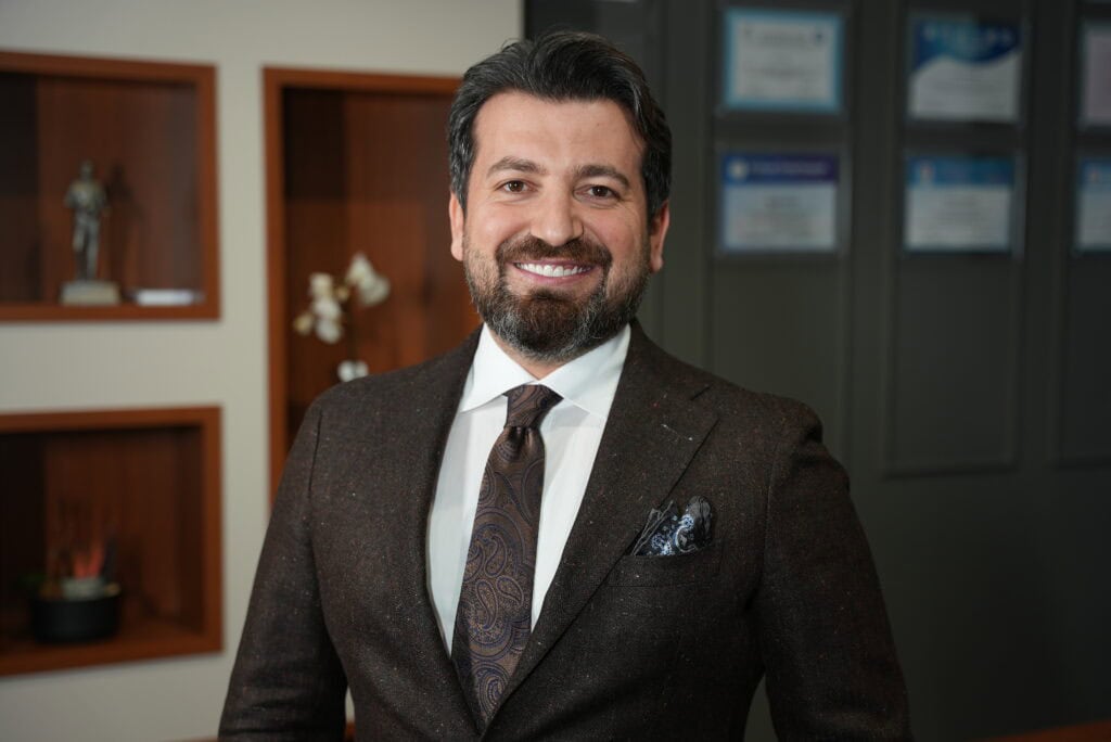 Op. Dr. Yaşar Başağa